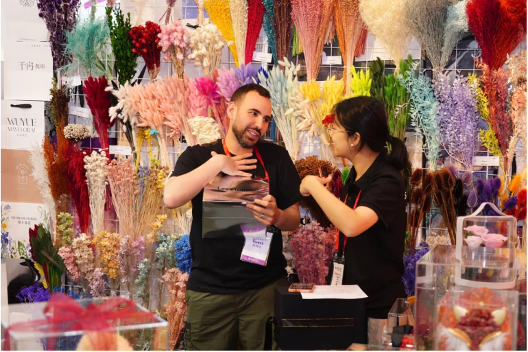 2024花城“新秀花事”亮點(diǎn)搶先看！和廣州國際花藝節(jié)一起解鎖“花經(jīng)濟(jì)”財(cái)富密碼(圖9)